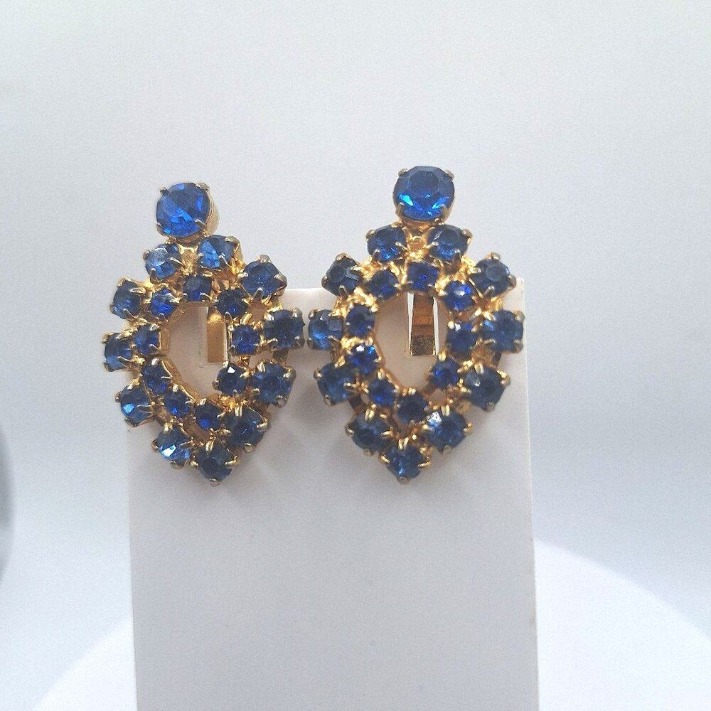 Vintage Beautiful Blue Rhinestone and Gold-tone Metal Clip-on Earrings - Picture 2 of 5